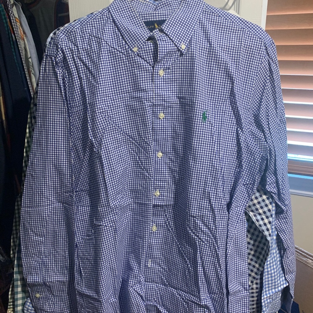 *EVERYTHING MUST GO* Polo RL button down size L
